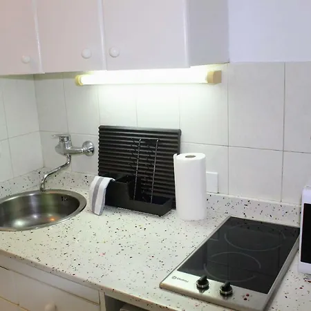 Bougainvillea Bamira Apartment *